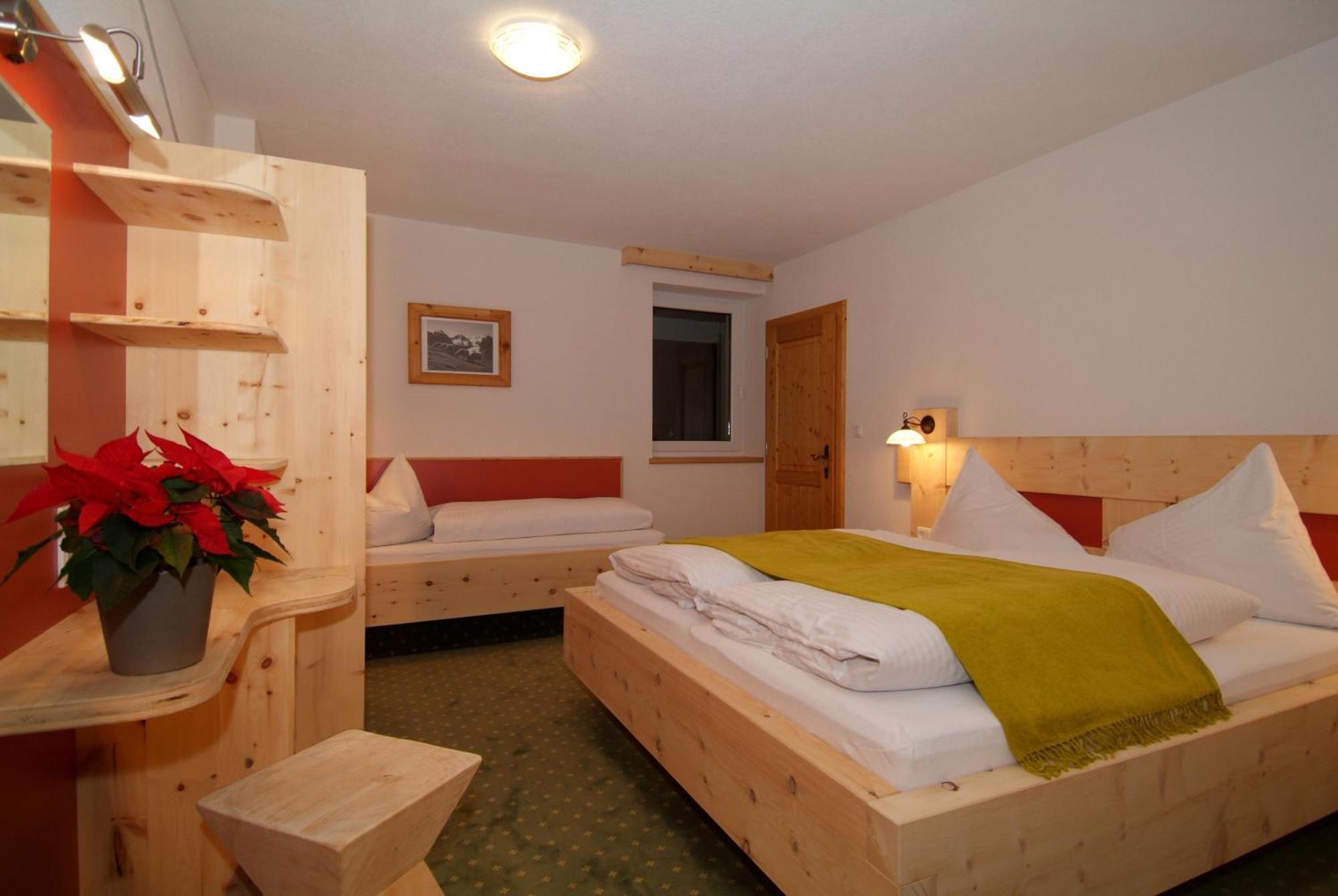 Appartement Ambrosius Lermoos Bagian luar foto